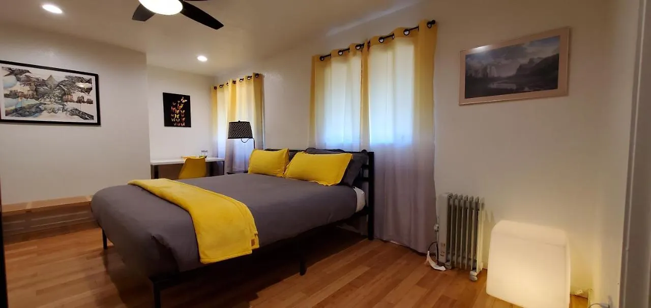 Bed and Breakfast The Mammoth Inn Μαμούθ Λέικς